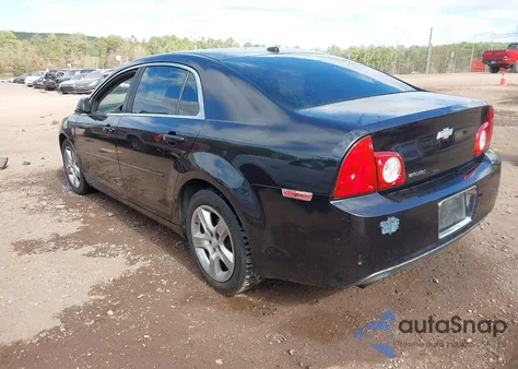 2010 Chevrolet Malibu Ls z USA, uszkodzony, nr VIN 1G1ZB5EB4AF110016